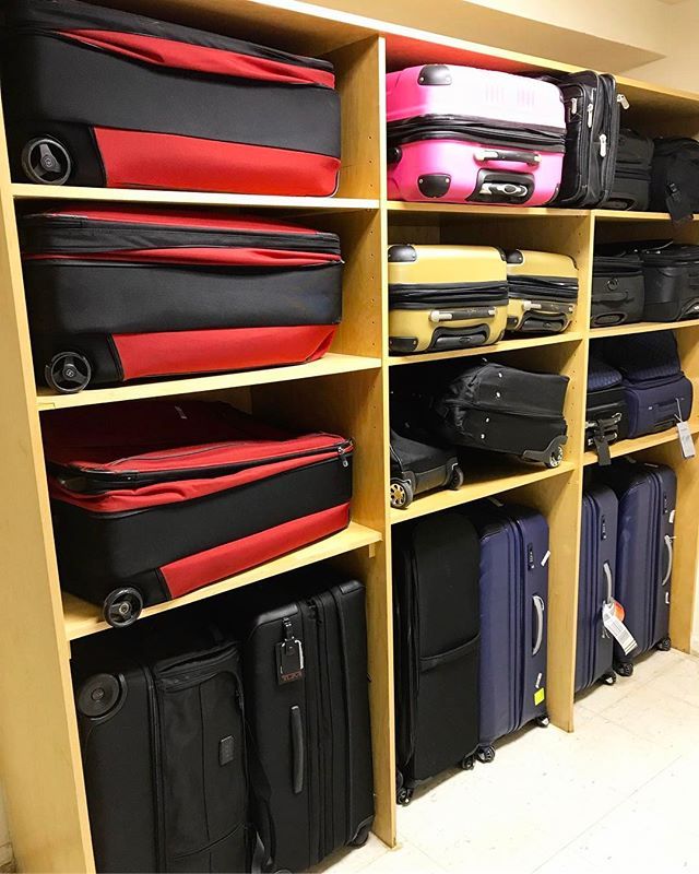 Book Your Luggage Storage Online for Victoria Station